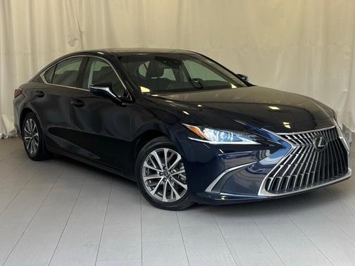 2022 Lexus ES 350 Base