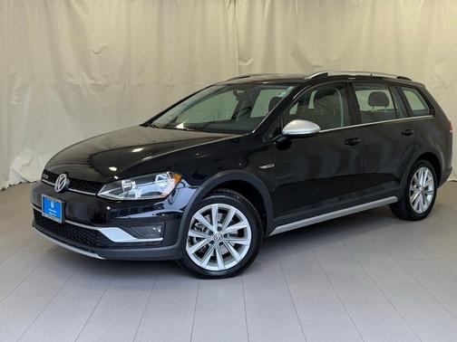 2017 Volkswagen Golf Alltrack TSI S