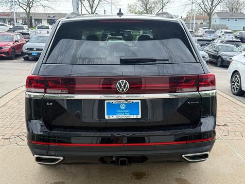 2025 Volkswagen Atlas 2.0T SE