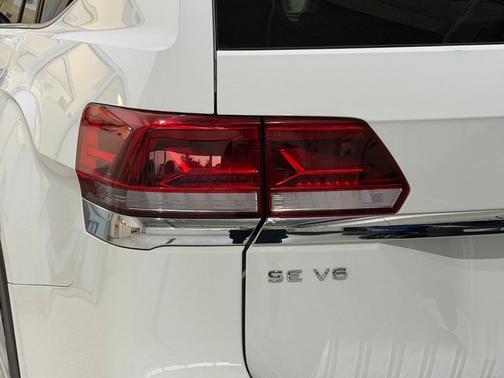 2023 Volkswagen Atlas 3.6L SE w/Technology