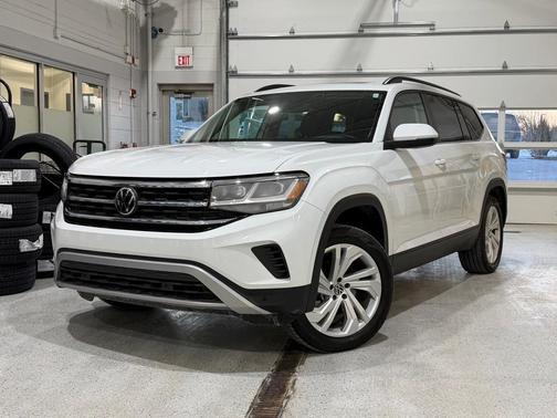 2023 Volkswagen Atlas 3.6L SE w/Technology