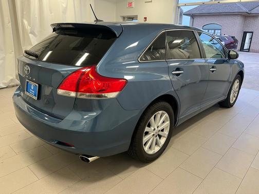 2011 Toyota Venza Base