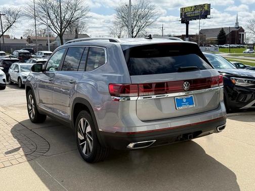 2025 Volkswagen Atlas 2.0T SEL