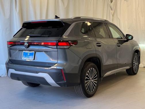 2025 Volkswagen Tiguan 2.0T S