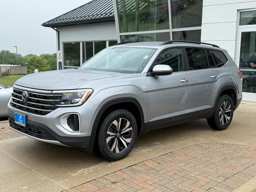 2025 Volkswagen Atlas 2.0T SE