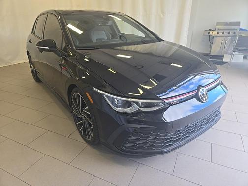 Deep Black Pearl Effect 2024 Volkswagen Golf GTI 2.0T Autobahn