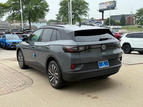 2025 Volkswagen ID.4 Pro