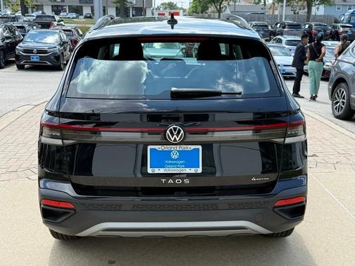 2025 Volkswagen Taos 1.5T S