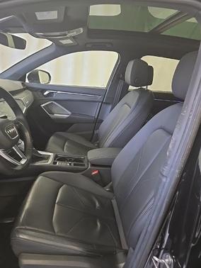 2023 Audi Q3 45 S line Premium