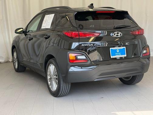 2021 Hyundai KONA SEL Plus