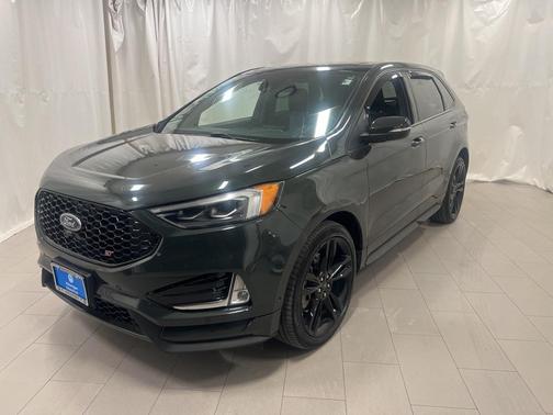 2022 Ford Edge ST