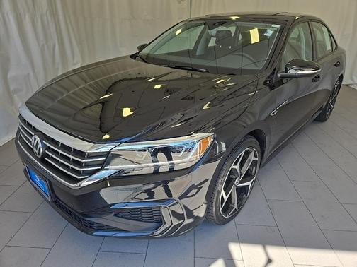 2020 Volkswagen Passat 2.0T R-Line