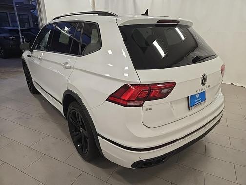 2024 Volkswagen Tiguan 2.0T SE R-Line Black
