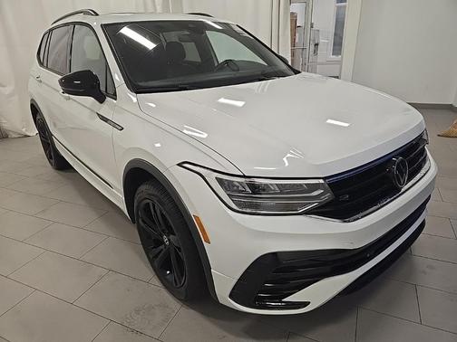 2024 Volkswagen Tiguan 2.0T SE R-Line Black