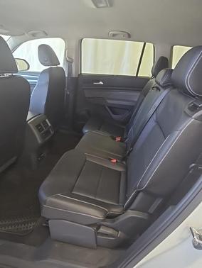 2023 Volkswagen Atlas 3.6L SE w/Technology