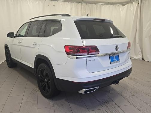 2022 Volkswagen Atlas 3.6L SE w/Technology