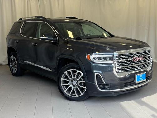 2022 GMC Acadia Denali