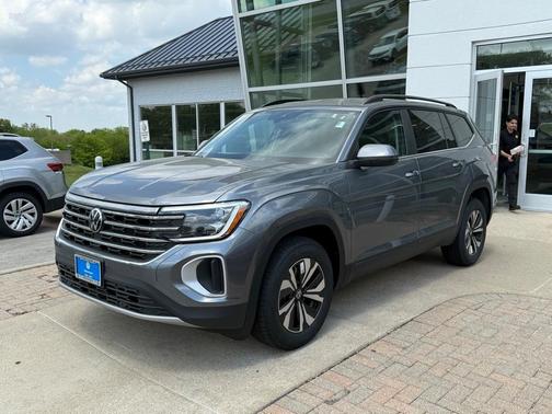 2025 Volkswagen Atlas 2.0T SE