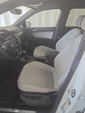2021 Volkswagen Tiguan 2.0T SE R-Line Black