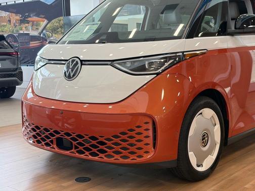 Energetic Orange W/White Upper 2025 Volkswagen ID. Buzz 1st Edition