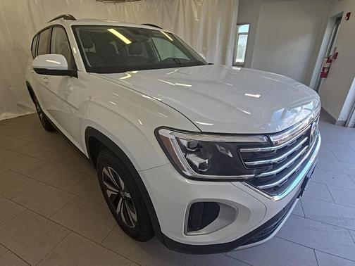 2024 Volkswagen Atlas 2.0T SE