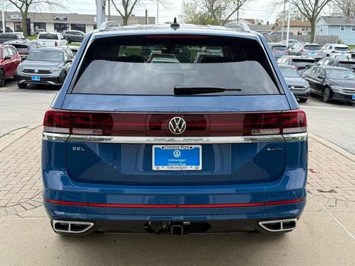 2025 Volkswagen Atlas 2.0T SEL Premium R-Line