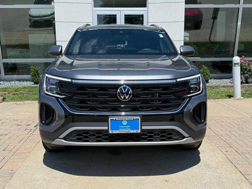 2025 Volkswagen Atlas Cross Sport 2.0T SE