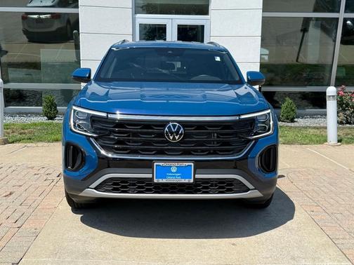 2025 Volkswagen Atlas Cross Sport 2.0T SE