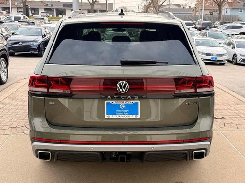 2026 Volkswagen Atlas PEAK EDITION