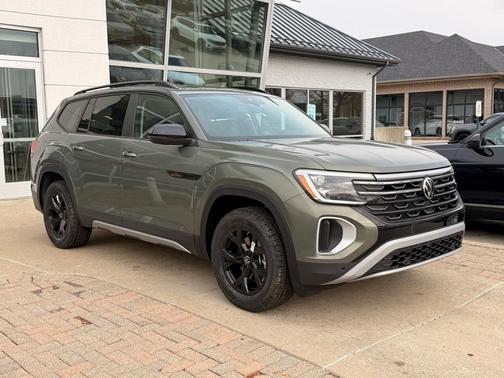 2026 Volkswagen Atlas PEAK EDITION