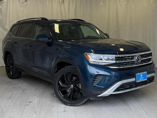 2022 Volkswagen Atlas 3.6L SE w/Technology