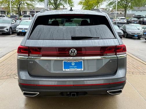 2024 Volkswagen Atlas 2.0T SE