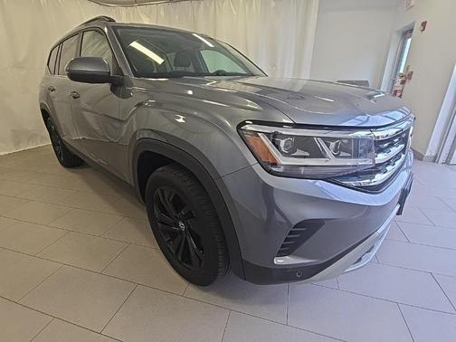 2023 Volkswagen Atlas 3.6L SE w/Technology