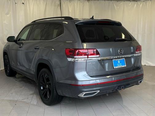 2023 Volkswagen Atlas 3.6L SE w/Technology