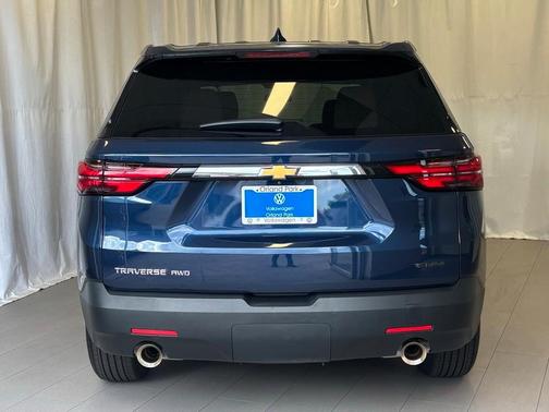 2022 Chevrolet Traverse LS