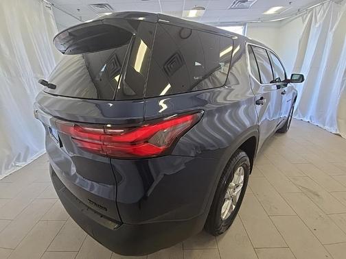 2022 Chevrolet Traverse LS