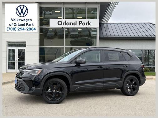 Deep Black Pearl Effect 2026 Volkswagen Taos 1.5T SE Black