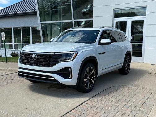 2025 Volkswagen Atlas 2.0T SEL Premium R-Line