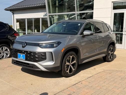 2025 Volkswagen Tiguan 2.0T SE