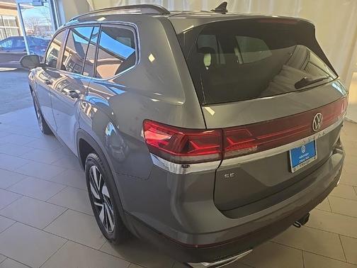2024 Volkswagen Atlas 2.0T SE