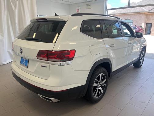 2022 Volkswagen Atlas 2.0T SE