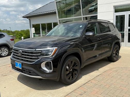 2025 Volkswagen Atlas 2.0T SE