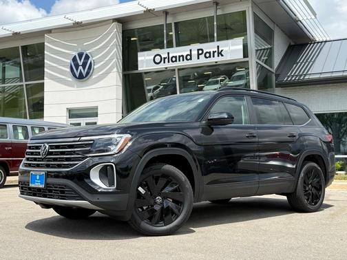 2025 Volkswagen Atlas 2.0T SE