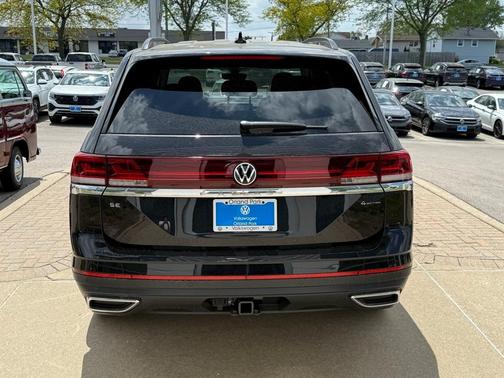 2025 Volkswagen Atlas 2.0T SE