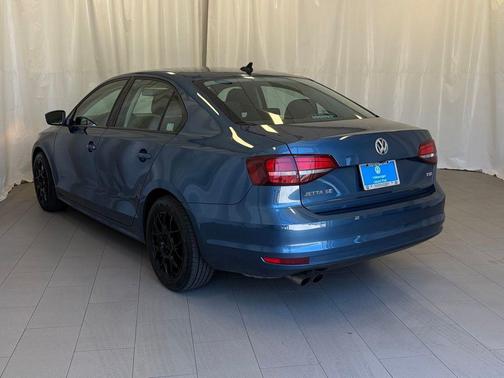 Silk Blue Metallic 2016 Volkswagen Jetta 1.4T SE