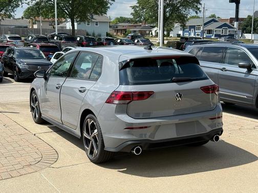2025 Volkswagen Golf GTI 2.0T SE