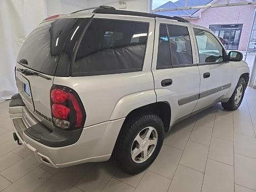 2004 Chevrolet Trailblazer LS