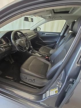 2016 Volkswagen Passat 1.8T SE