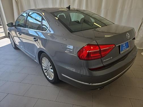 2016 Volkswagen Passat 1.8T SE