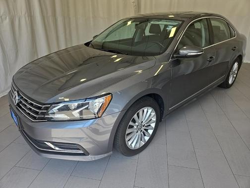 2016 Volkswagen Passat 1.8T SE